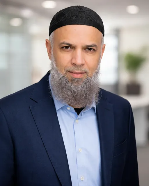 Ebrahim Bashir Karolia, FCA — Founder of Halal Wealth